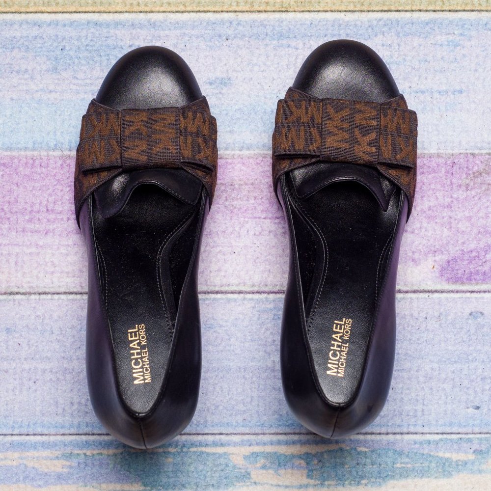 Never Worn Michael Kors Black / Brown Heels